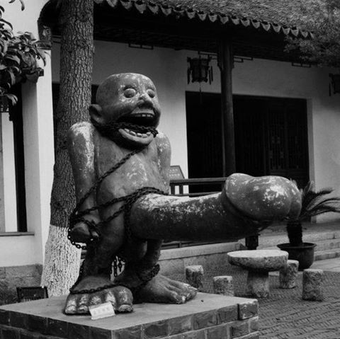 Une bonne grosse bien dure...